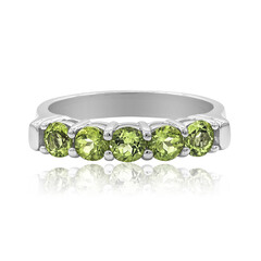 Anillo en plata con Peridoto
