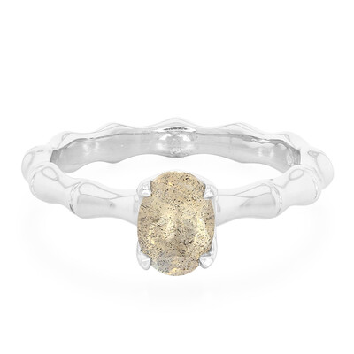 Anillo en plata con Labradorita