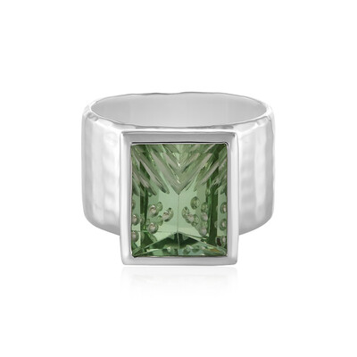 Anillo en plata con Amatista verde