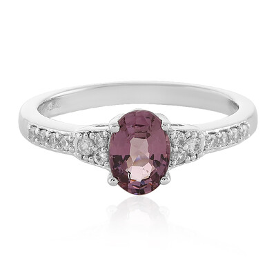 Anillo en plata con Espinela púrpura