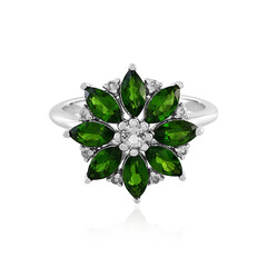Anillo en plata con Diópsido de Rusia