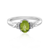 Anillo en plata con Peridoto de Arizona