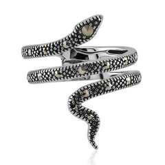 Anillo en plata con Marcasita