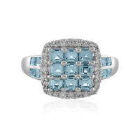 Anillo en plata con Topacio azul suizo