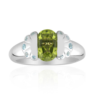 Anillo en plata con Peridoto de Jilin (Remy Rotenier)