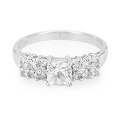 Anillo en plata con Goshenita