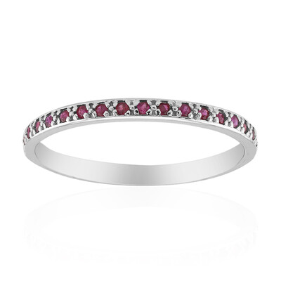 Anillo en plata con Rubí