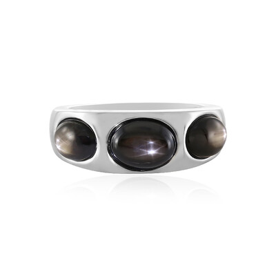 Anillo en plata con Zafiro estrella negra