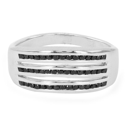 Anillo en plata con Espinela negra