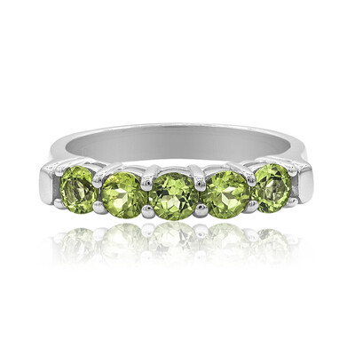 Anillo en plata con Peridoto