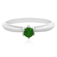 Anillo en plata con Diópsido de Rusia
