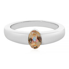 Anillo en plata con Cuarzo luna