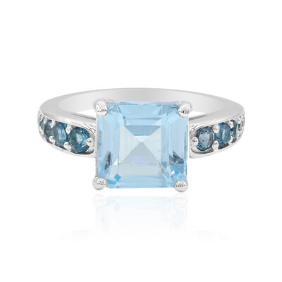 Anillo en plata con Topacio azul cielo