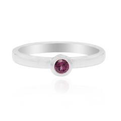Anillo en plata con Rodolita