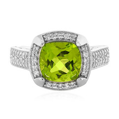Anillo en plata con Peridoto de Jilin