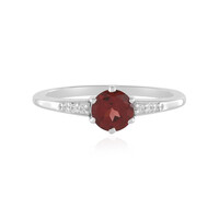 Anillo en plata con Granate de Mozambique