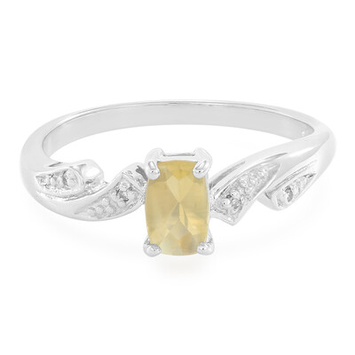Anillo en plata con Piedra de sol brillo lunar