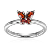 Anillo en plata con Granate de Mozambique