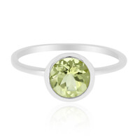 Anillo en plata con Cuarzo del Ouro Verde