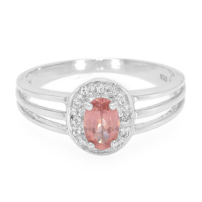 Anillo en plata con Granate de Malaya