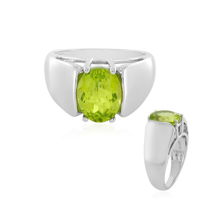Anillo en plata con Peridoto de Arizona