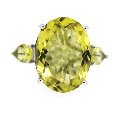 Anillo en plata con Cuarzo del Ouro Verde