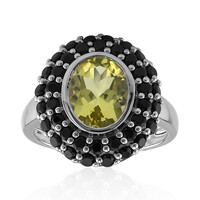 Anillo en plata con Cuarzo del Ouro Verde
