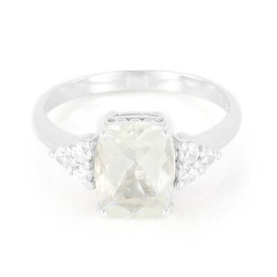Anillo en plata con Ortoclasa