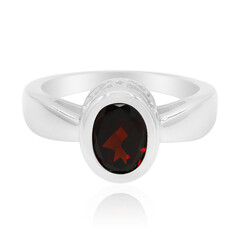 Anillo en plata con Granate de Mozambique