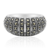 Anillo en plata con Marcasita