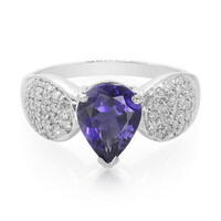 Anillo en plata con Iolita de Ceilán