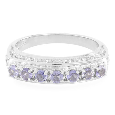 Anillo en plata con Iolita de Madagascar