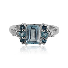 Anillo en plata con Topacio azul cielo