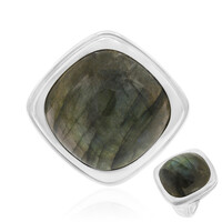 Anillo en plata con Labradorita