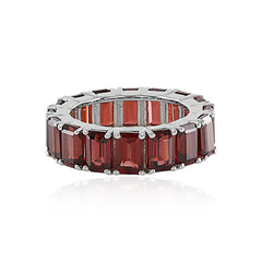Anillo en plata con Granate de Mozambique