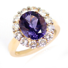 Anillo en oro con Cuarzo arándano