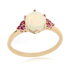 Anillo en oro con Ópalo de Welo