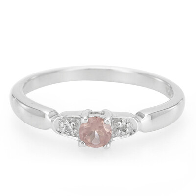 Anillo en plata con Granate de Malaya