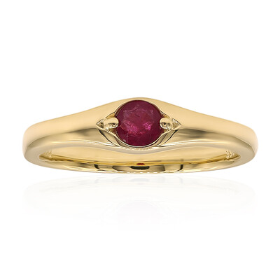 Anillo en oro con Berilo rojo
