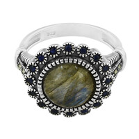 Anillo en plata con Labradorita