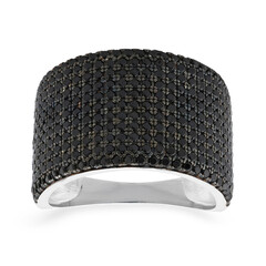 Anillo en plata con Espinela negra