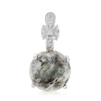 Colgante en plata con Astrofillita