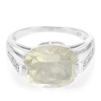 Anillo en plata con Ortoclasa