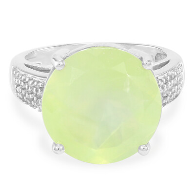 Anillo en plata con Prehnita