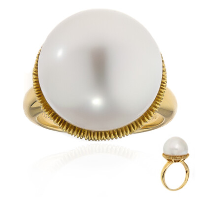 Anillo en oro con Perla blanca del mar del sur (Michelle Albala)