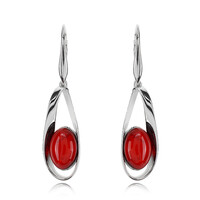Pendientes en plata con Ámbar colombiano rojo