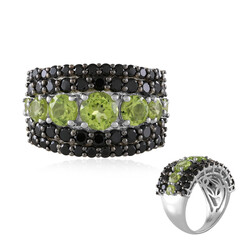Anillo en plata con Peridoto