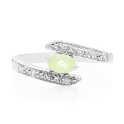 Anillo en plata con Prehnita