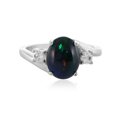 Anillo en plata con Ópalo de Mezezo