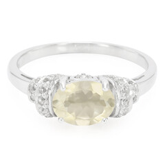 Anillo en plata con Ortoclasa